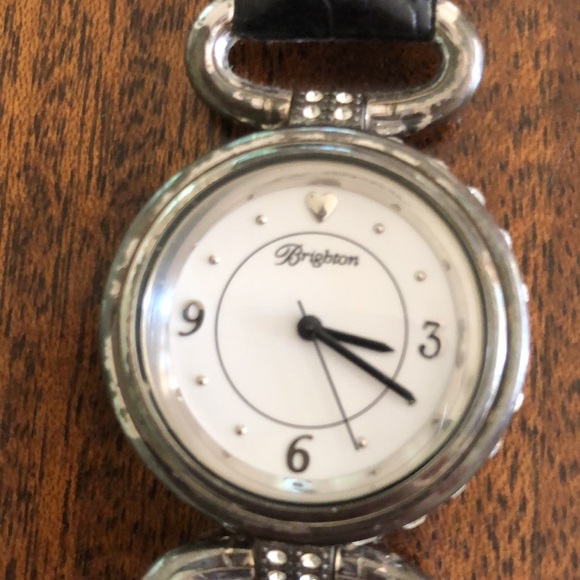 retired Brighton Cologne watch - Picture 4 of 15
